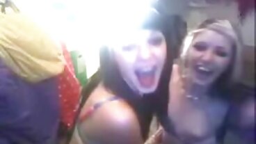 Milf cô gái tóc VÀNG đồng TÍNH nữ lầu xanh video rimjob hôn pussy liếm