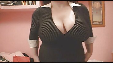 Đó là một chiếc xe đạp bị đánh cắp!!! - Các Klepto sex lầu xanh Đáng sợ Leah Lee Rides