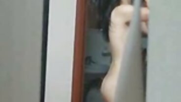 Nghiệp dư blowjob BRUNETTE hardcore MILF lau xanh gay POV thực tế