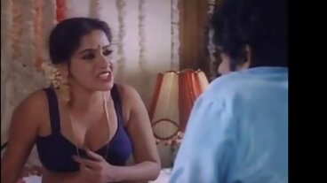 Cô gái tóc lau xanh mien phi vàng handjob mát-xa nhỏ tits thiếu niên